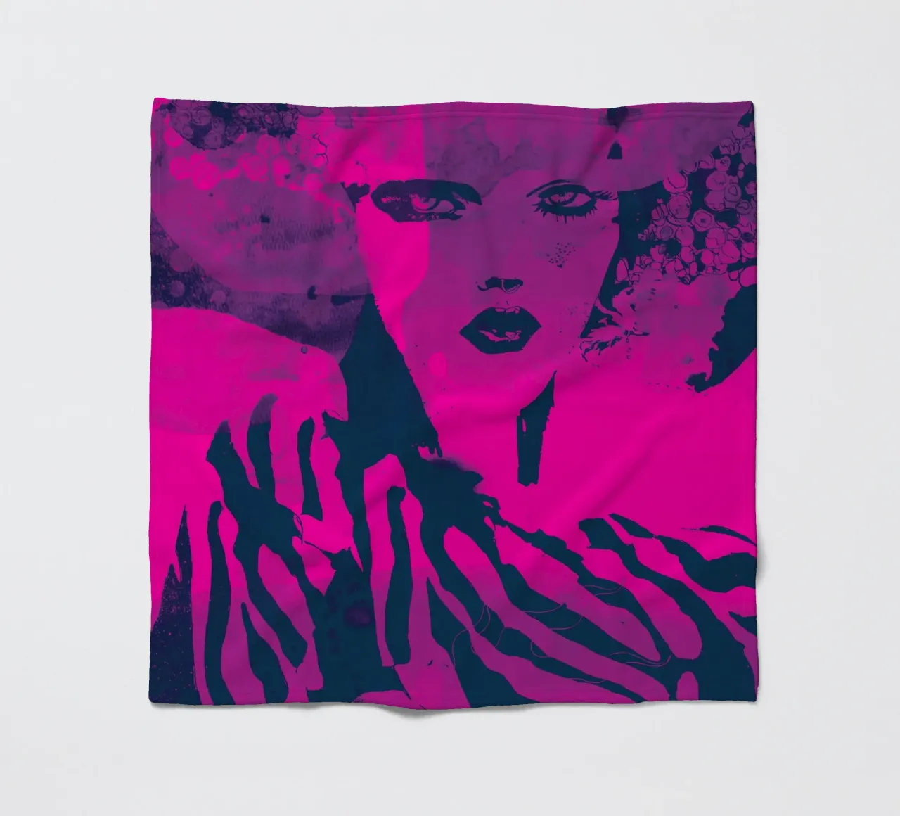 fuchsia Fleecedecke von Giulio Iurissevich