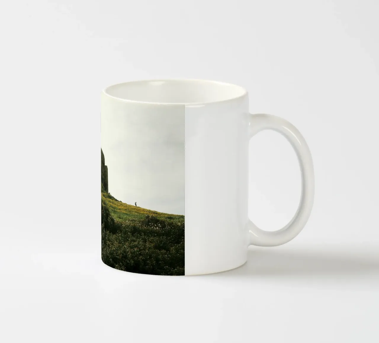 Historic Hilltop Tower in Bloom tazza in ceramica da FujiPrints