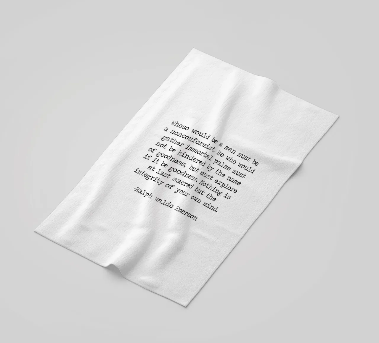 Wees een non-conformist integriteit is heilig, Ralph Waldo Emerson strandhanddoek van Summer Soul Co. - Quotes