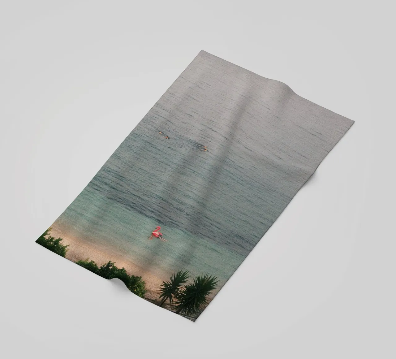 Pink Flamingo Float telo mare da FujiPrints