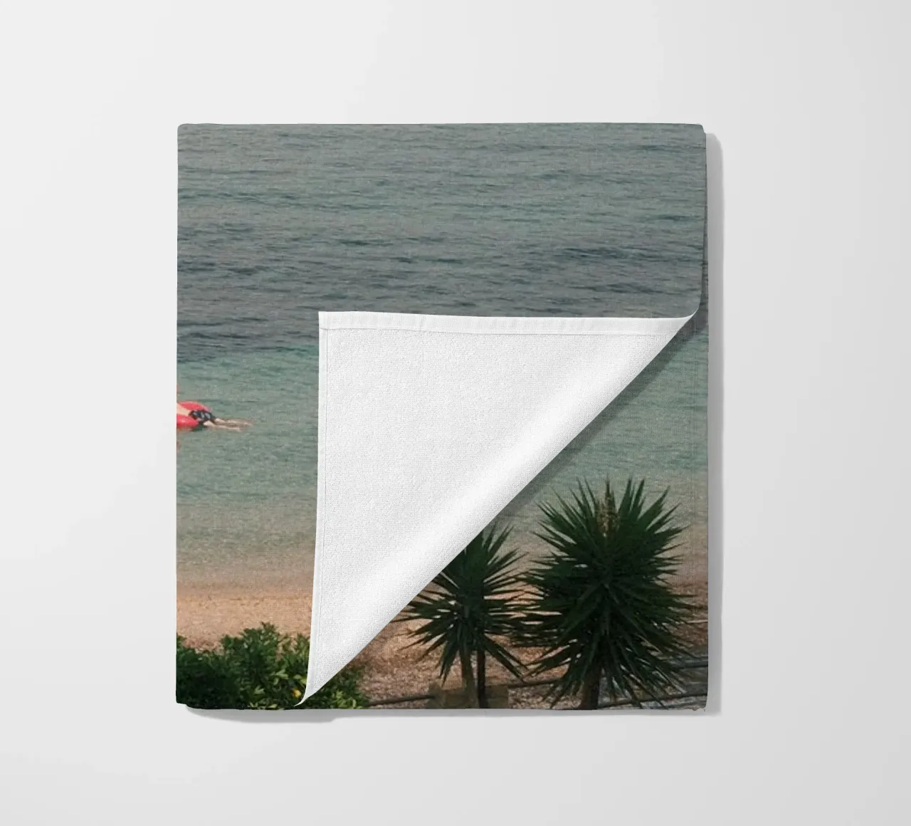 Pink Flamingo Float telo mare da FujiPrints