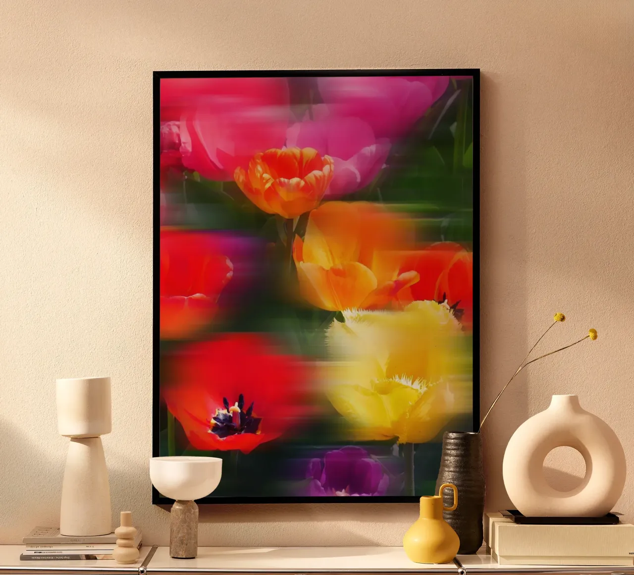 Fiori vibranti in movimento poster con telaio in alluminio da Dagmar Pels