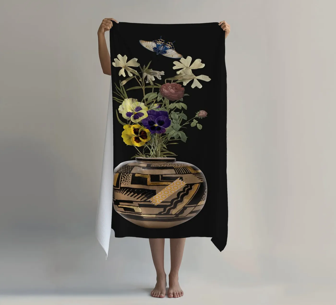 patterned vase strandhanddoek van ramosashop