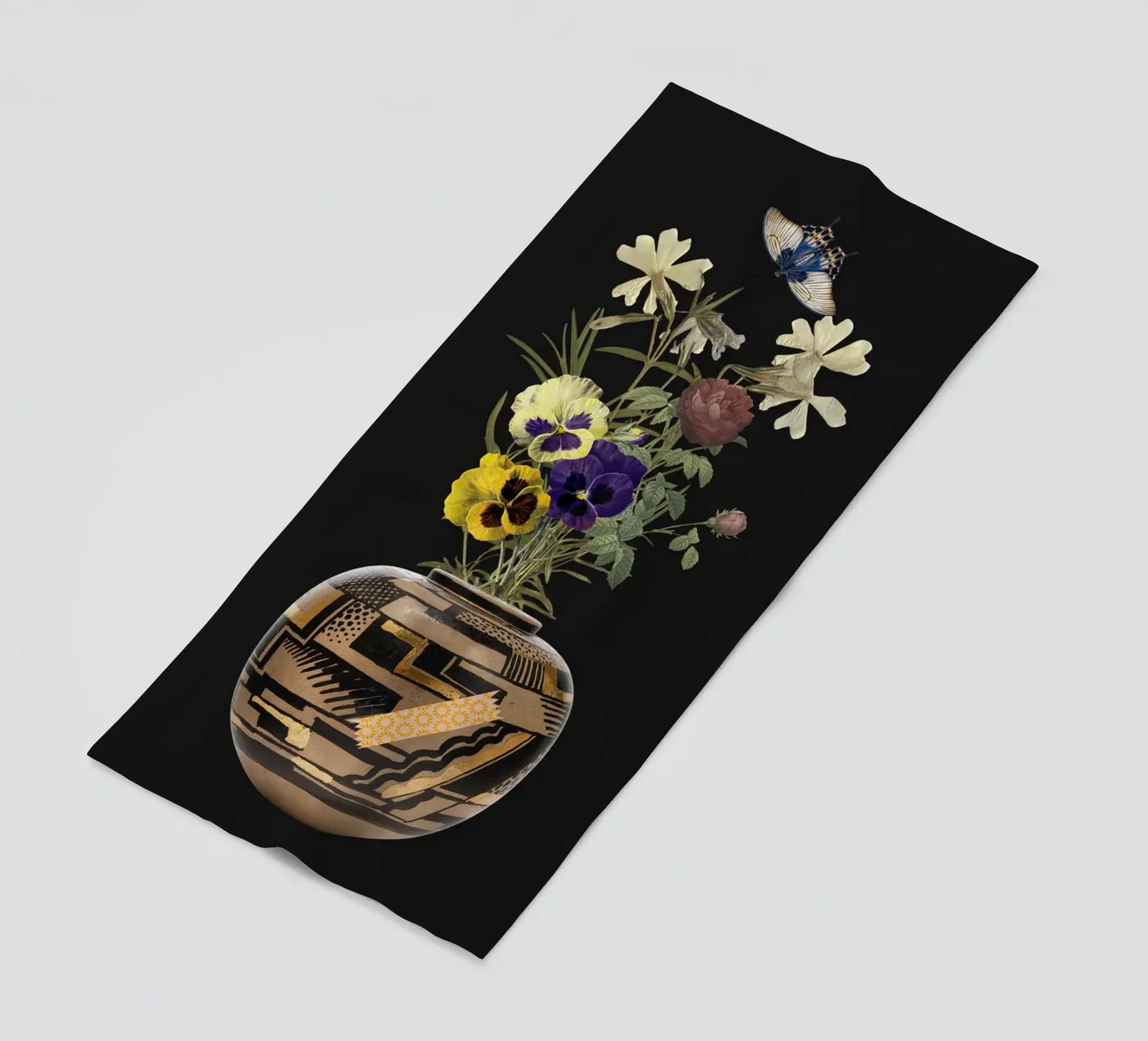 patterned vase strandhanddoek van ramosashop