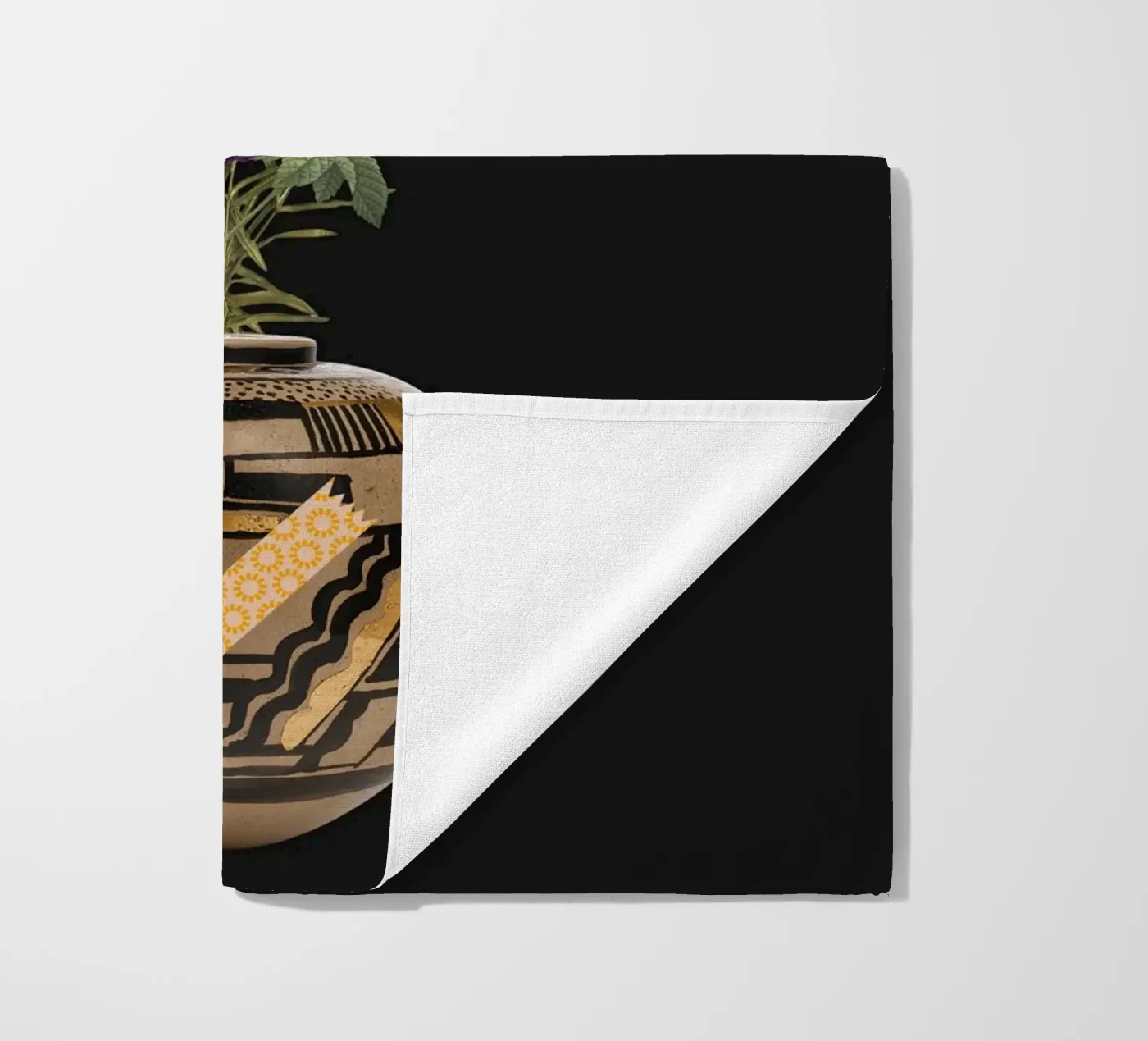 patterned vase strandhanddoek van ramosashop