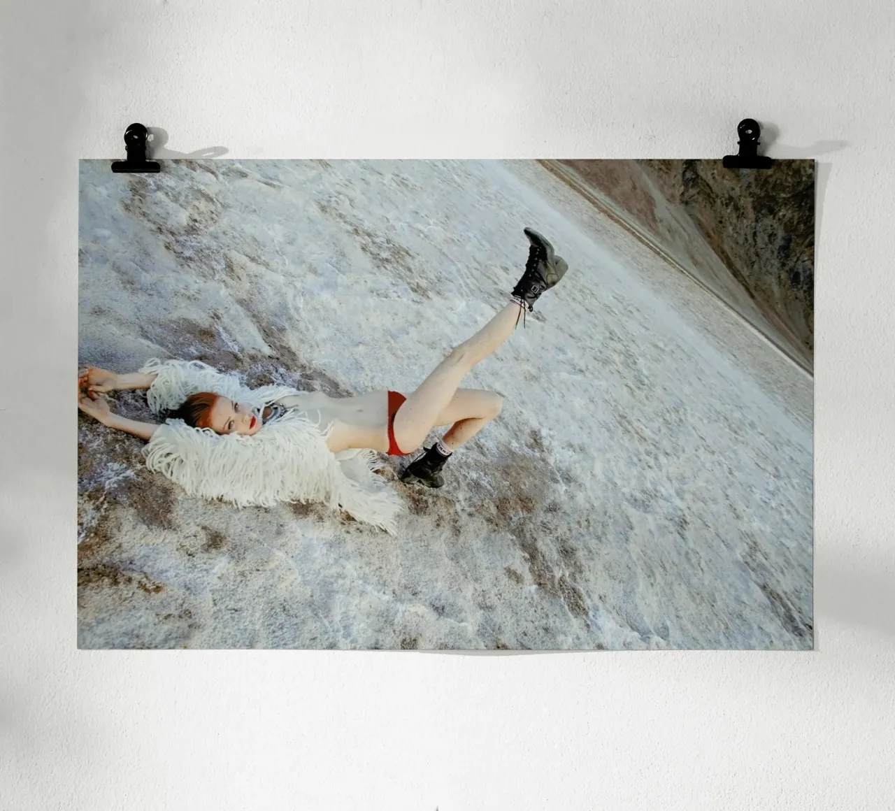 Salt Flats poster con telaio in plastica da Aysha Banos