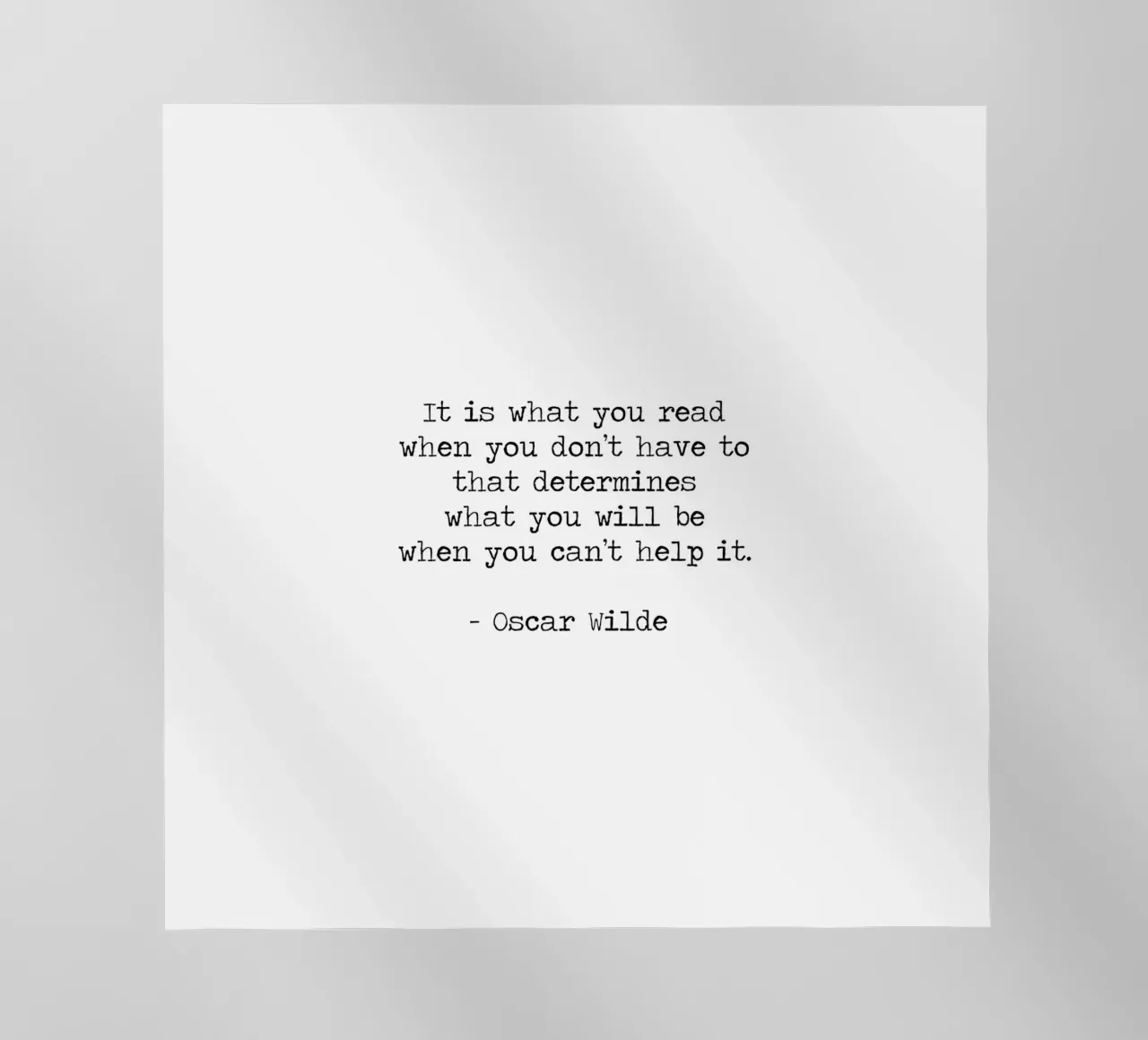 What you read defines you - Oscar Wilde Reading Book Quote pellicola backlit da Summer Soul Co. - Quotes