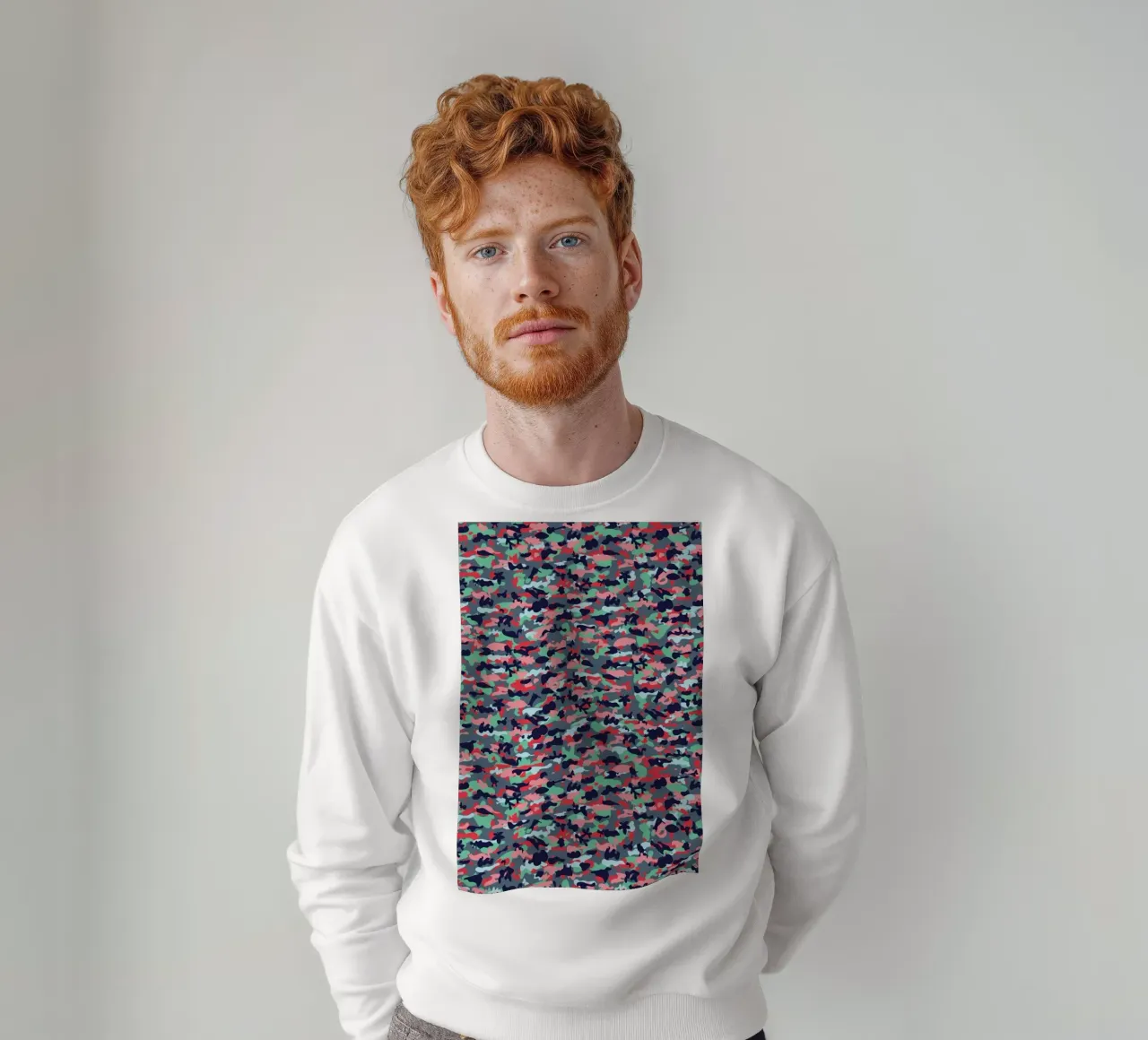 UN/HIDE - Camo Rmady Sweatshirt von Arthelps gGmbH