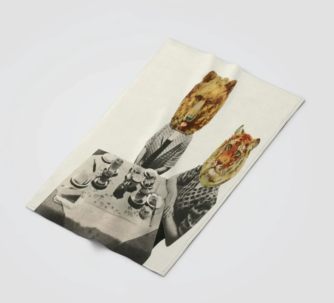 Tea Party coperta in pile da Cassia Beck Collage