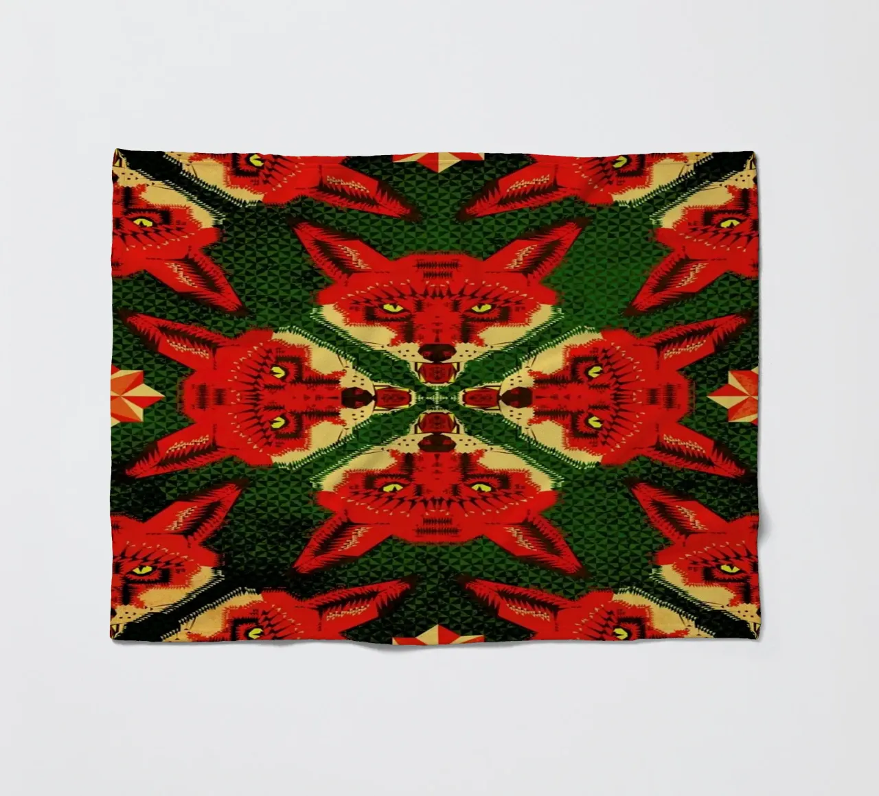 Geometric Fox Pattern Fleecedecke von Chobopop