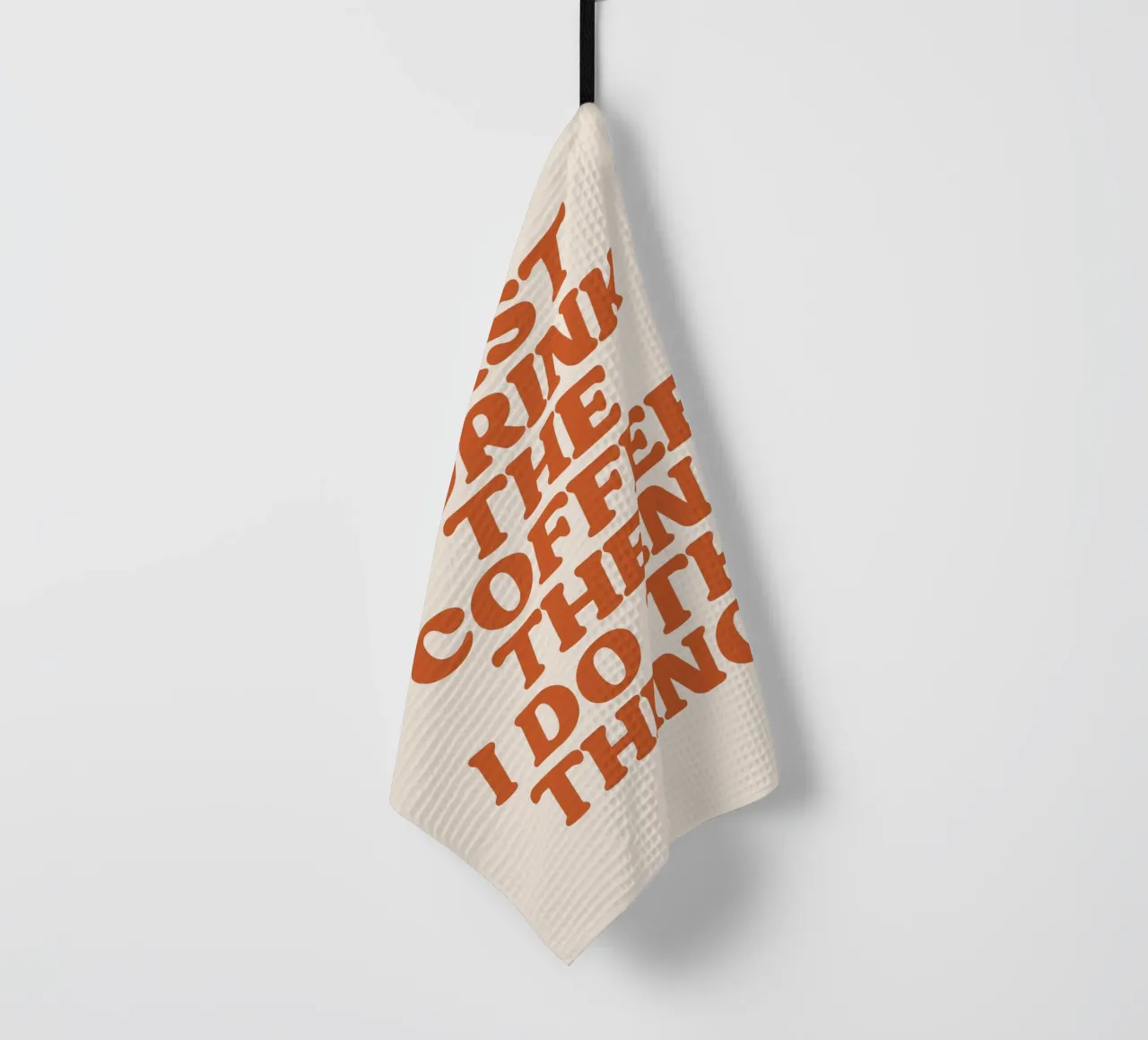 Kaffee erstes Zitat, Cafe, Kaffeeliebhaber Geschirrtuch von pdigitalprints