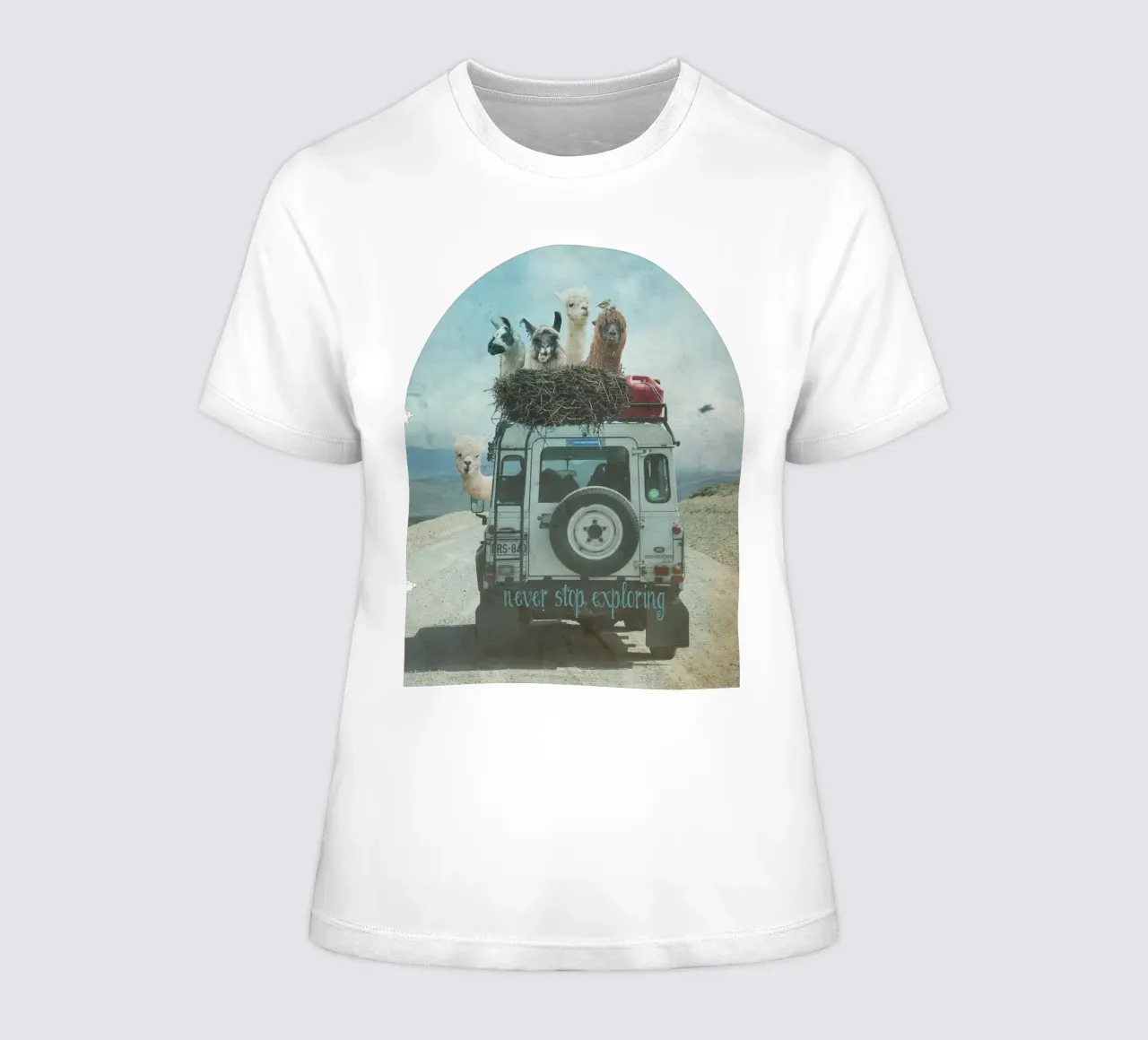 Never Stop Exploring II  - Funny Alpacas on Tour t-shirt da donna da Monika Strigel