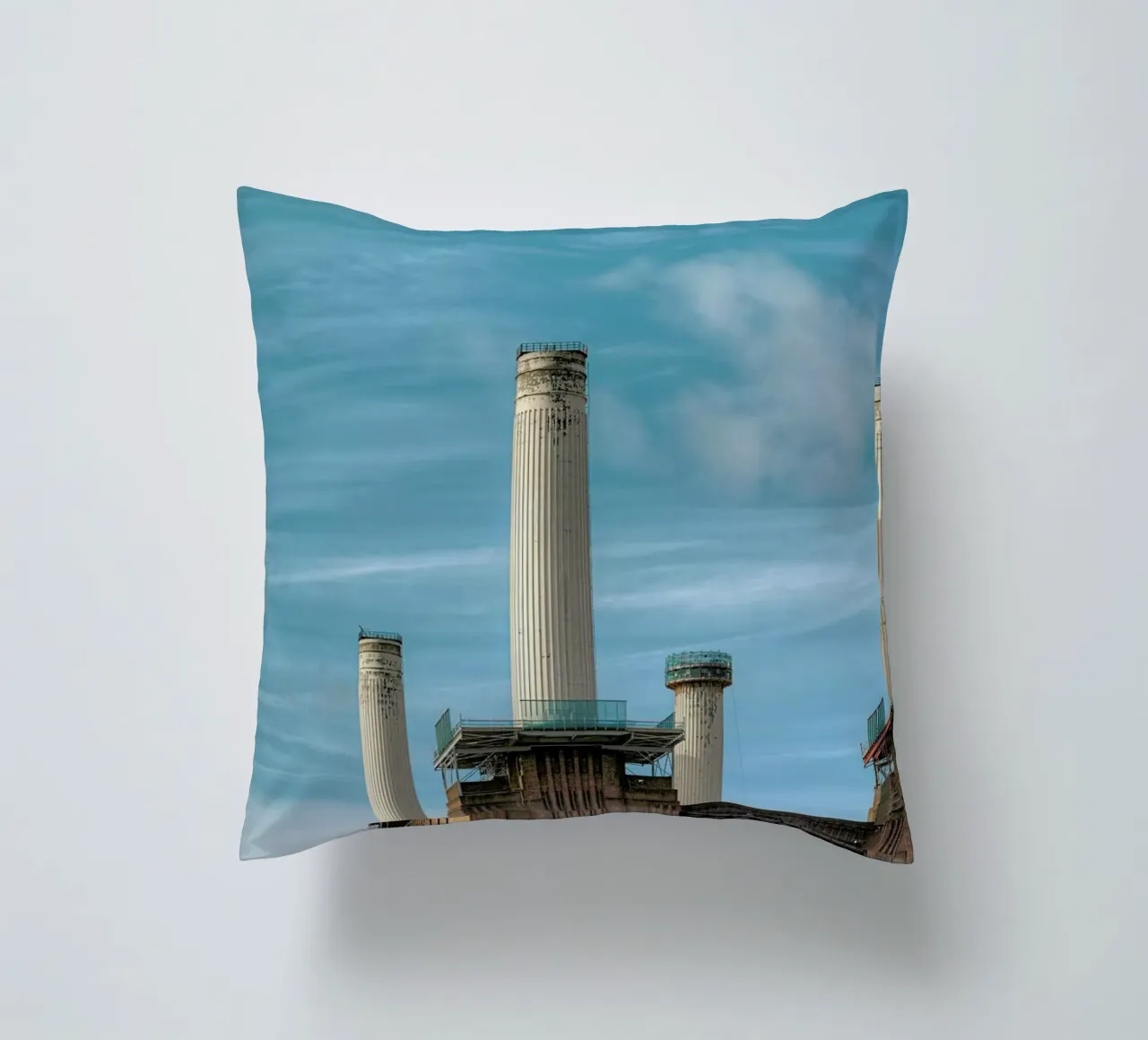 Battersea Power Station cuscino da Michael Belhadi