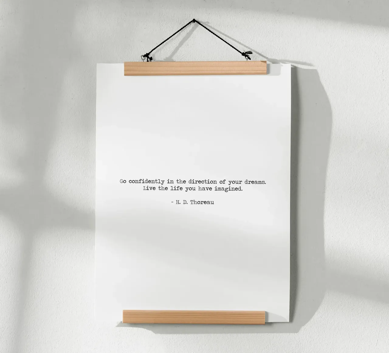 Andate con fiducia verso i vostri sogni Henry Thoreau poster con telaio in legno da Summer Soul Co. - Quotes