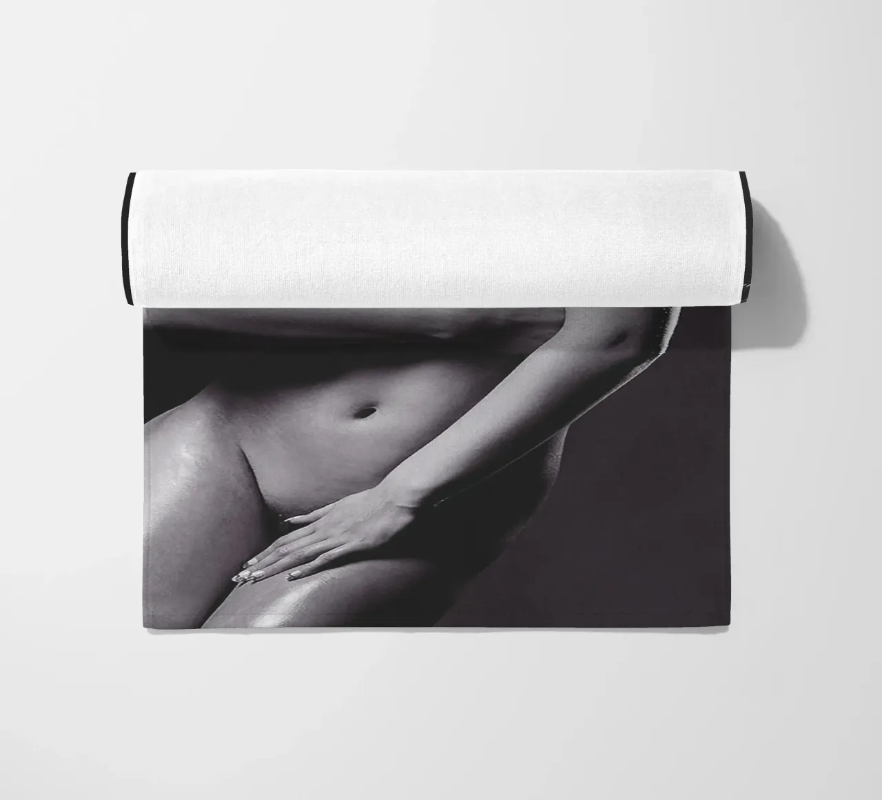 Adele X posing nude Mono telo mare da Dave Hare Photography