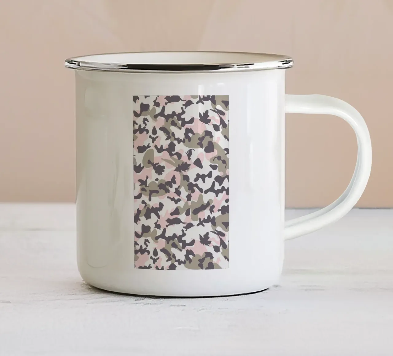 UN/HIDE - Camo Asmar tazza in smalto da Arthelps gGmbH