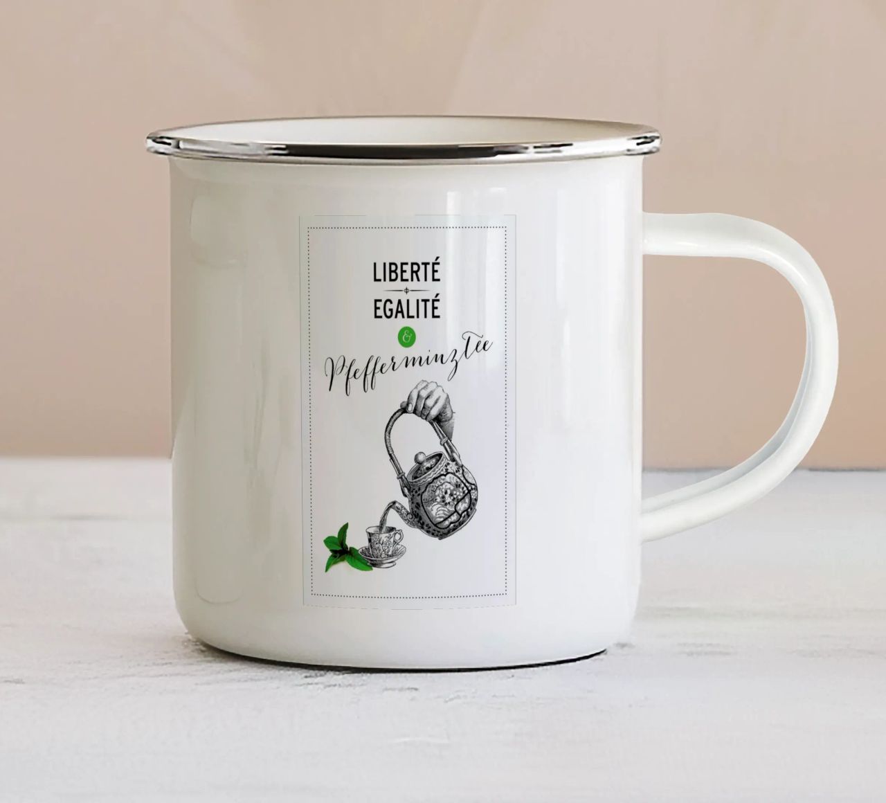 Pfefferminztee Emaille Tasse von Amy & Kurt