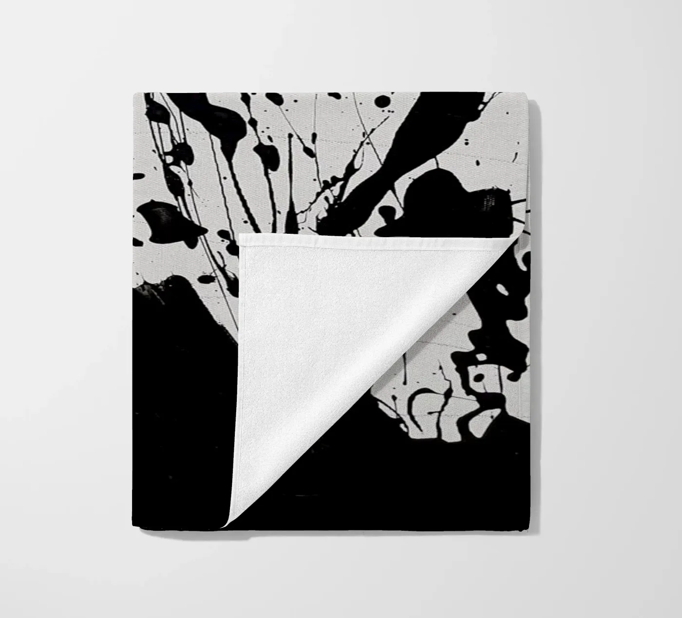 Lift Me Up strandhanddoek van rebeccaannemaclean