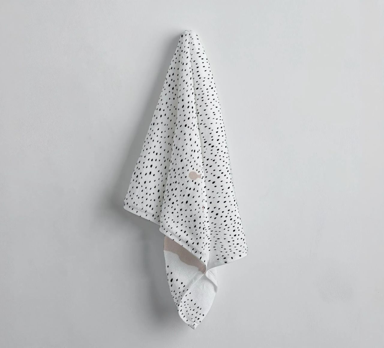 Punktschwimmer towel by Amy & Kurt