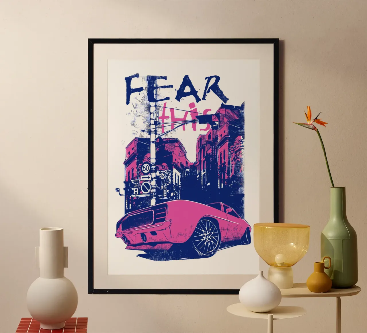 Illustrazione di auto di città retrò di tendenza ora poster con telaio in legno da Urban Life