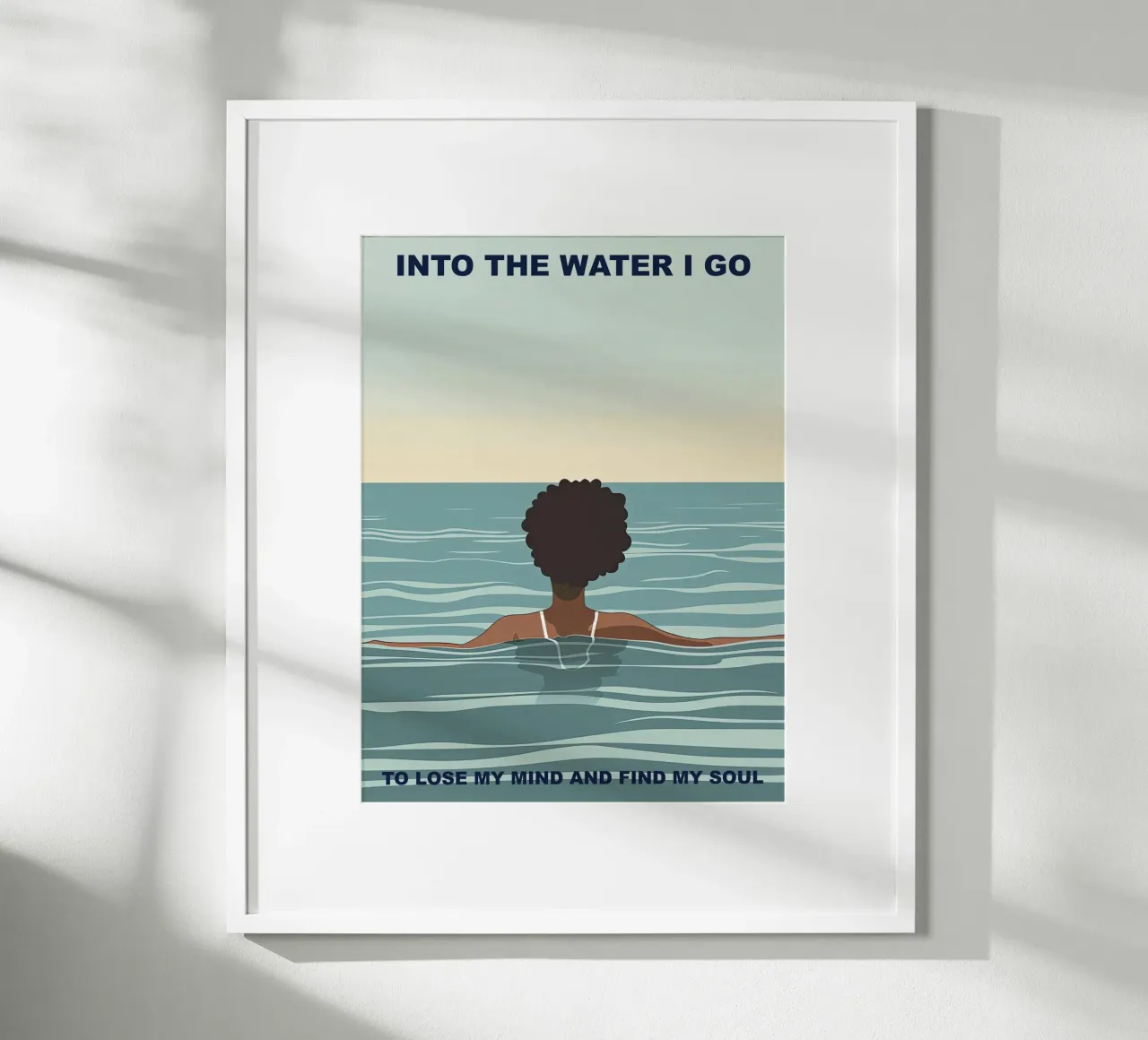 Ins Wasser gehe ich, um den Verstand zu verlieren, Zitat Mädchen Poster mit Holzrahmen von Peaches Art Prints