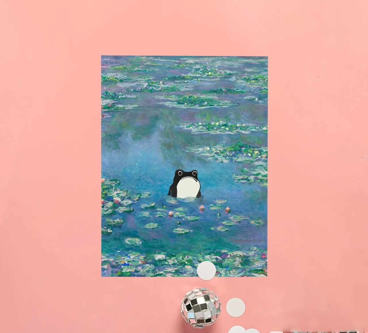Rana non impressionata in un quadro di ninfee di Monet adesivo da Peaches Art Prints