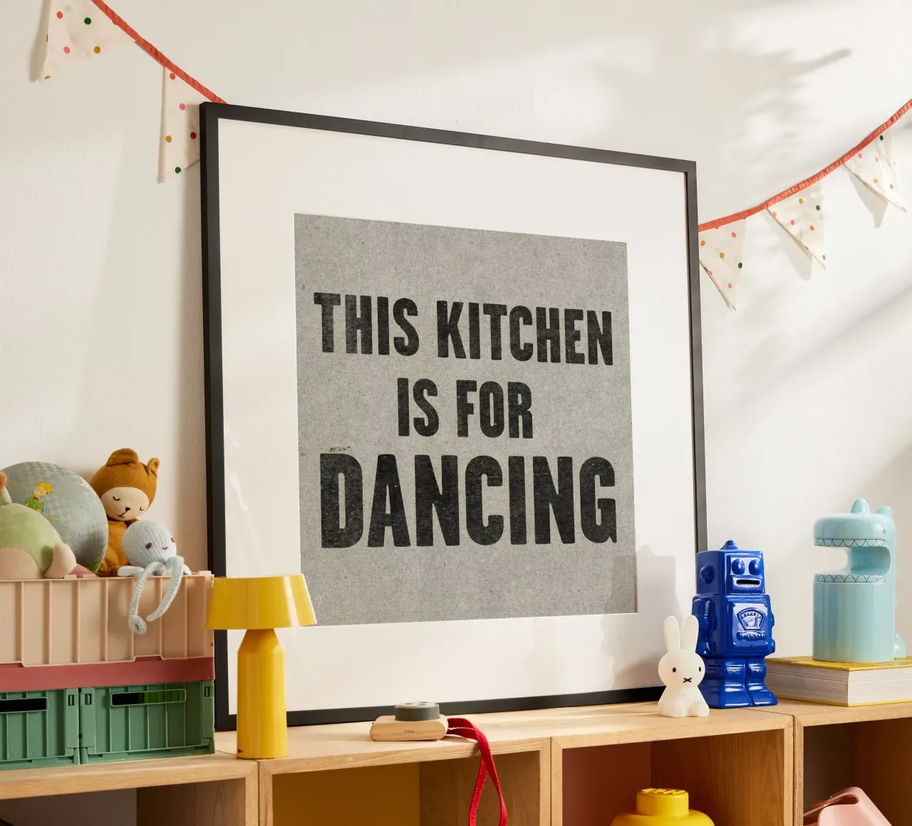 This Kitchen is For Dancing - Impresión artística Tipografía poster de Peaches Art Prints