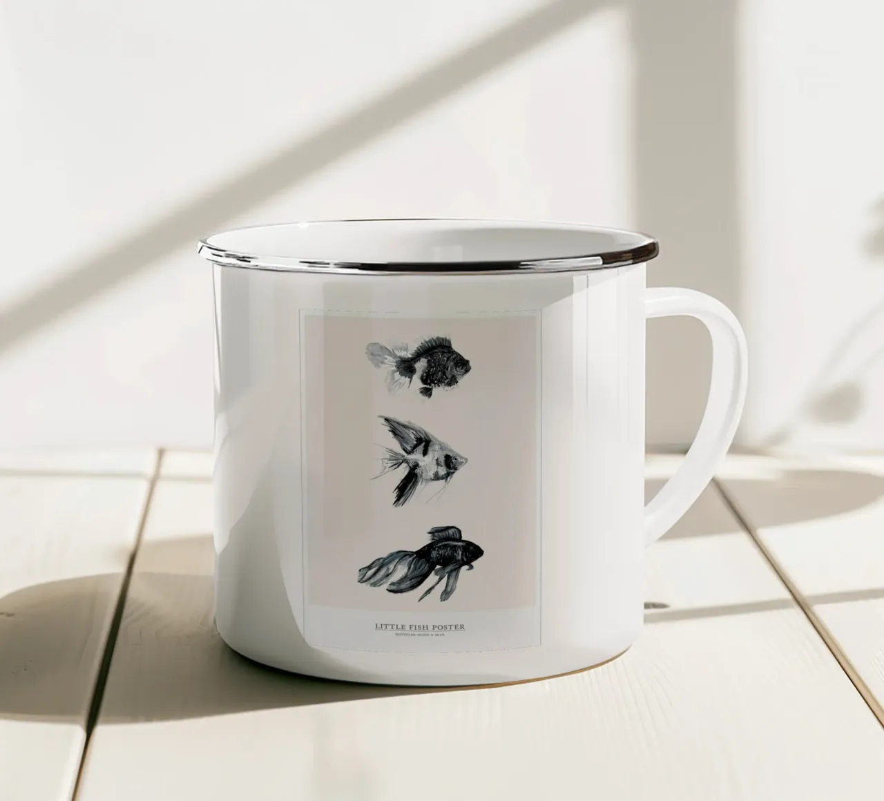 Little Fish tazza in smalto da Mathilde Olsen