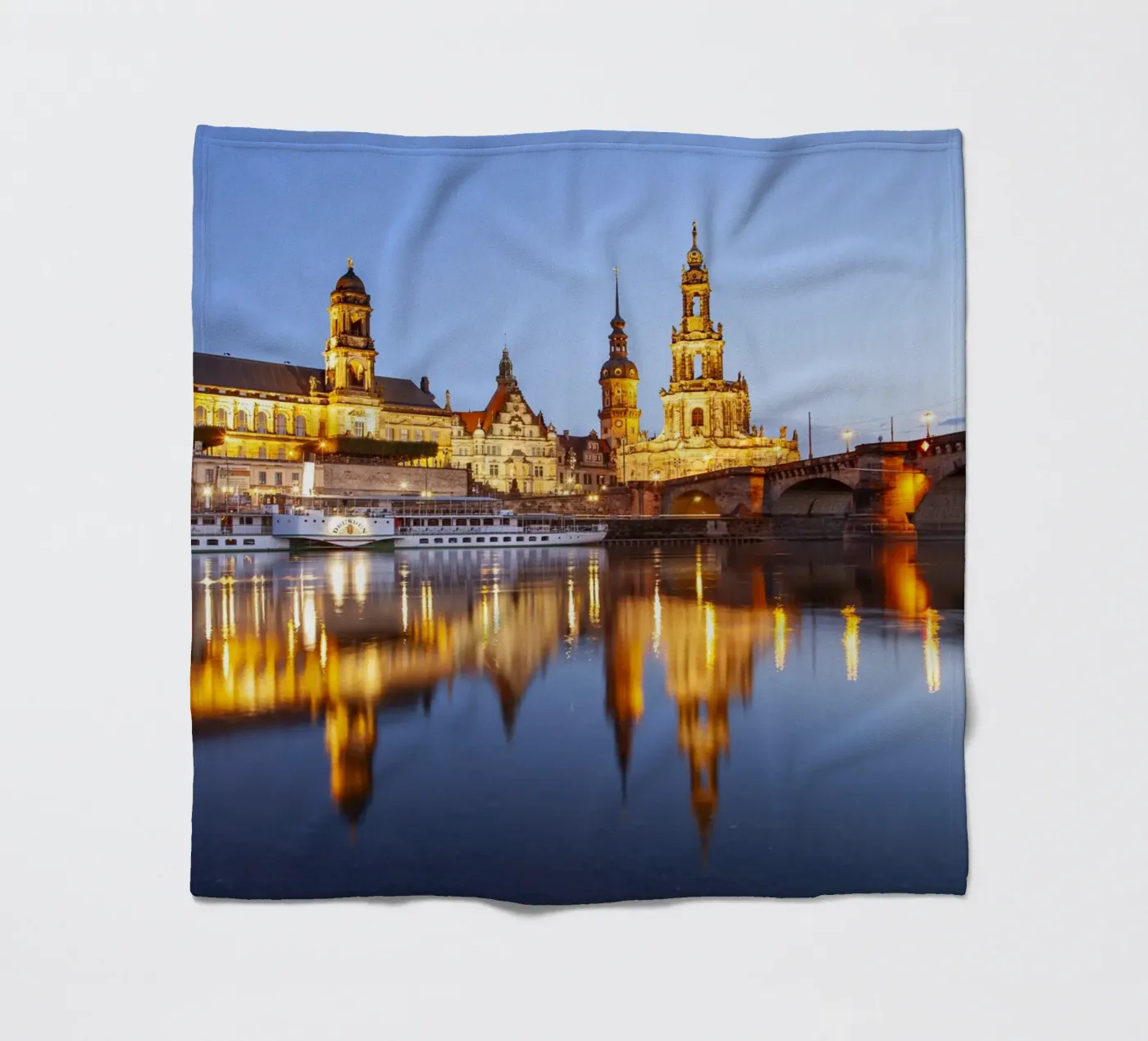 Dresden Fleecedecke von Reisefotografie - Bilder aus aller Welt