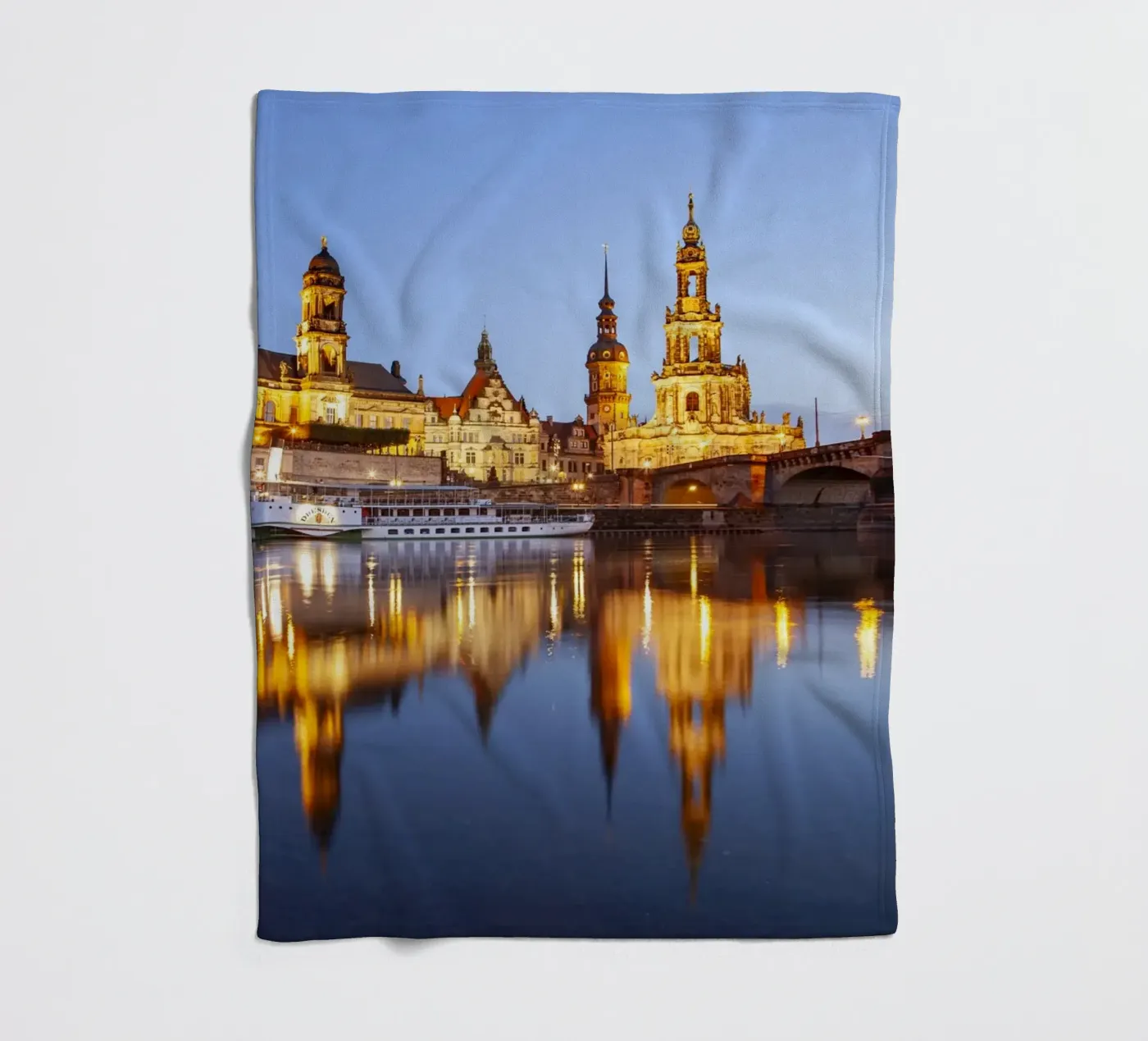 Dresden Fleecedecke von Reisefotografie - Bilder aus aller Welt