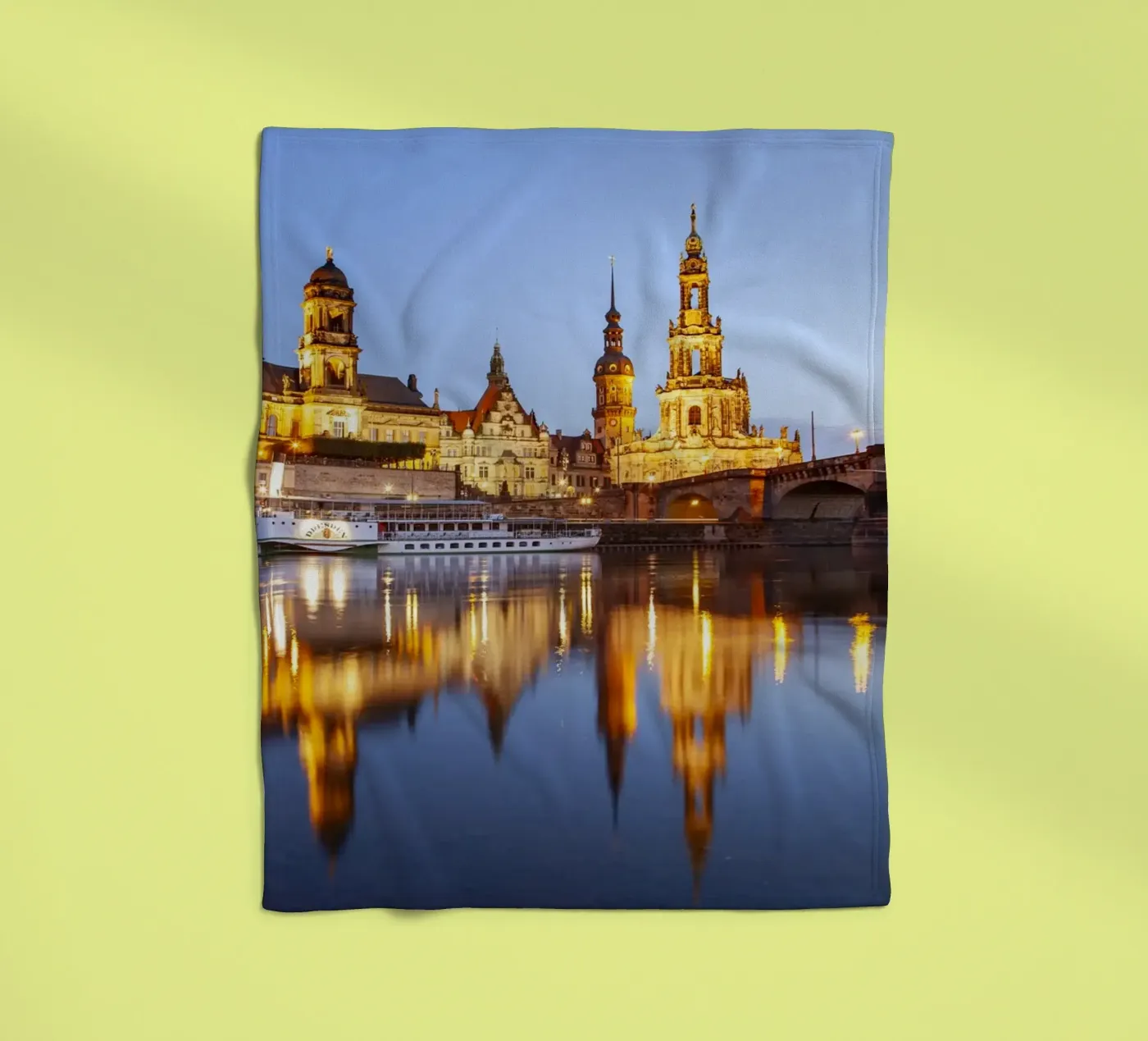 Dresden Fleecedecke von Reisefotografie - Bilder aus aller Welt