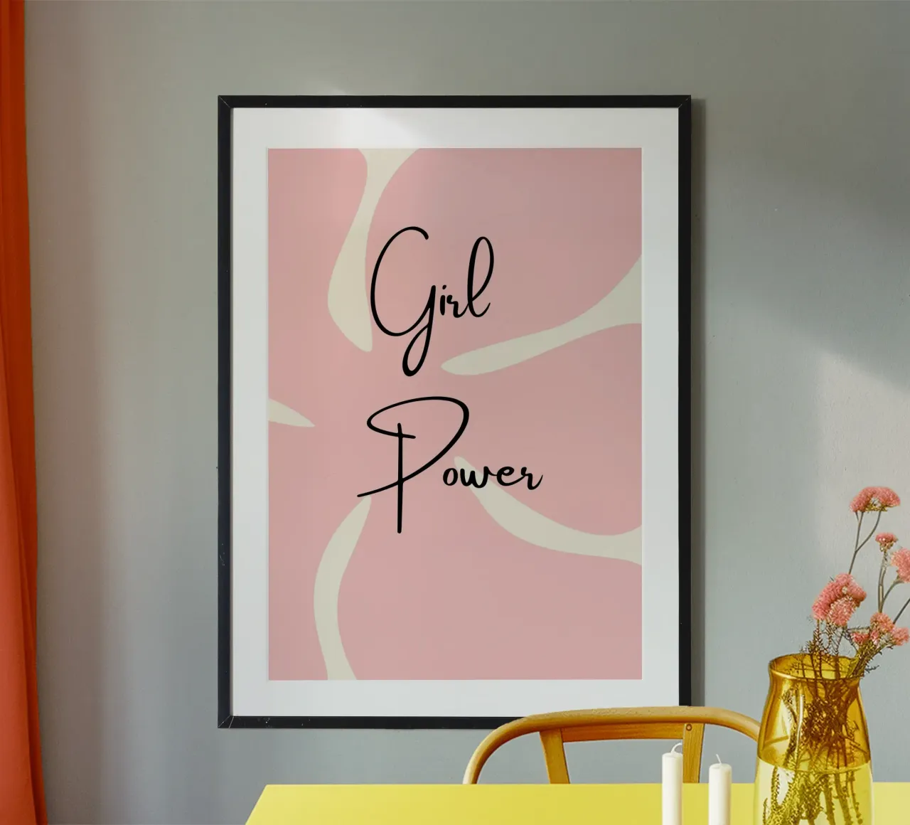 Girl Power – Bold & Feminine Print poster con telaio in legno da PrintCessStudio
