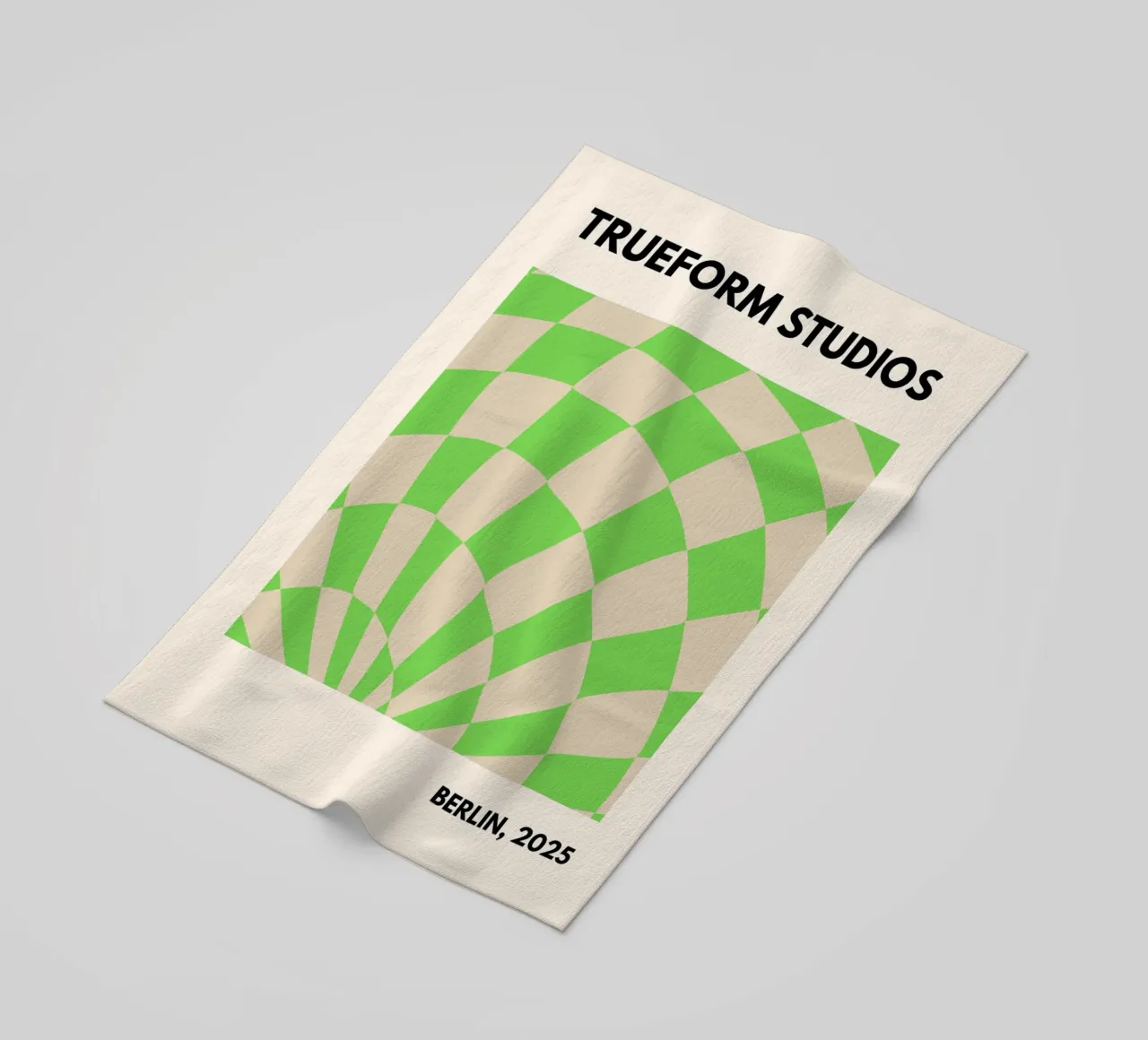 Green Checkered Vibes – Modern Design telo mare da PrintCessStudio