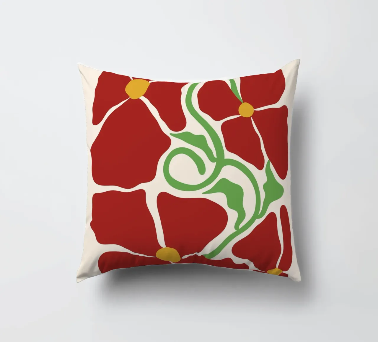 Red Blossom Dreams: Abstract Floral Design cuscino da PrintCessStudio