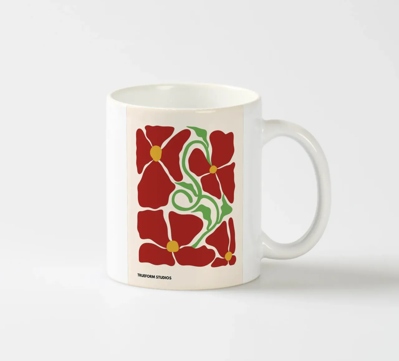 Red Blossom Dreams: Abstract Floral Design tazza in ceramica da PrintCessStudio