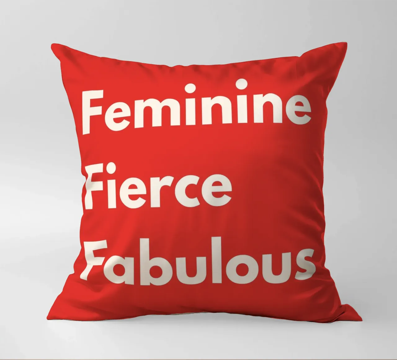 Feminine, Fierce, Fabulous – Red Art Print cuscino da PrintCessStudio
