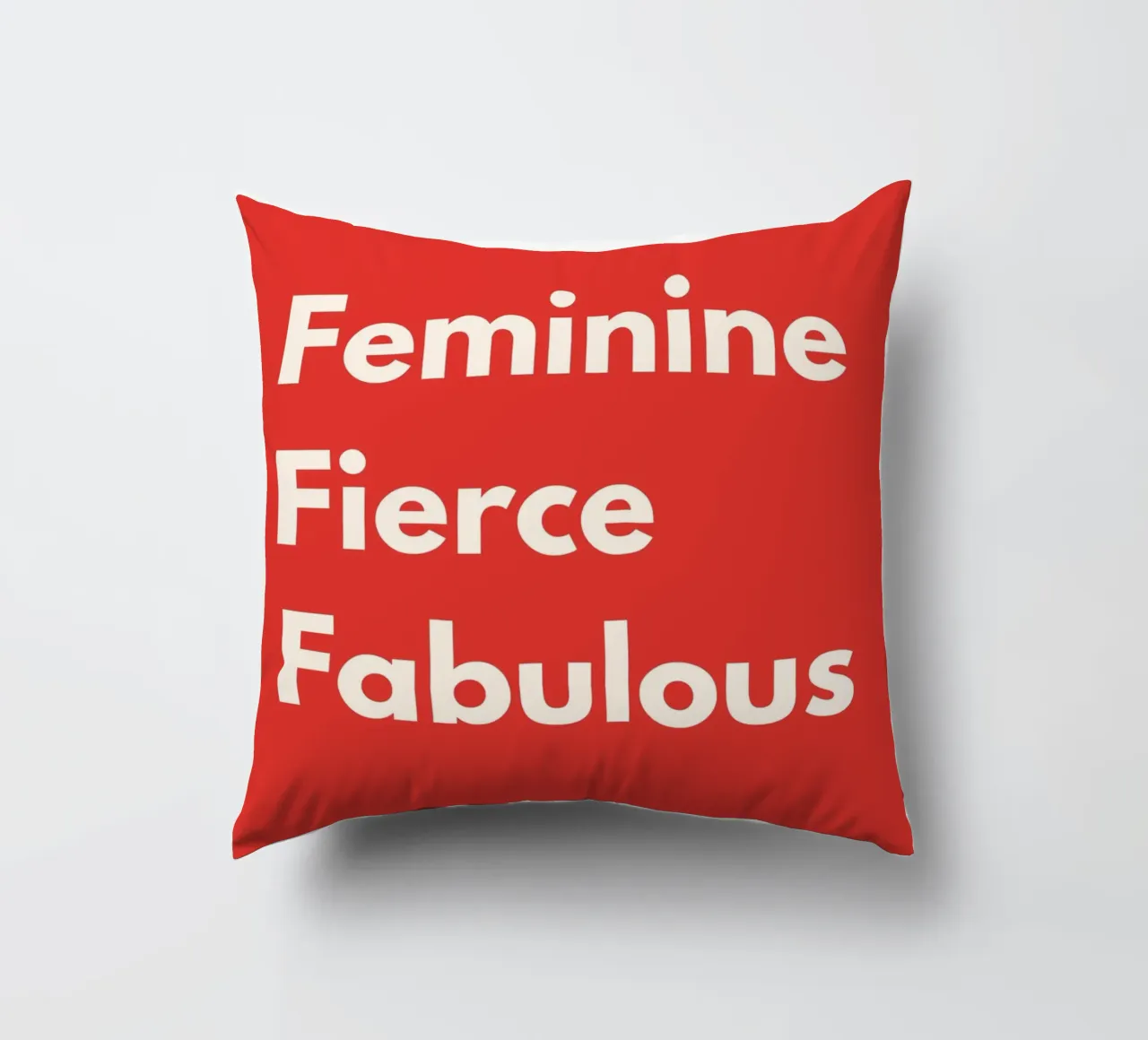 Feminine, Fierce, Fabulous – Red Art Print cuscino da PrintCessStudio