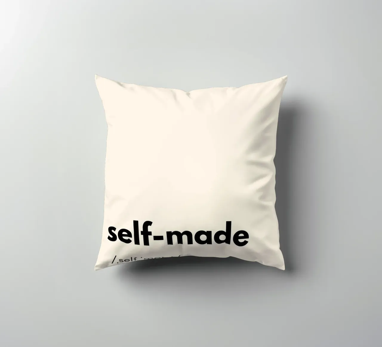 Self Made – The Journey of Hard Work | Design Art to Empower cuscino da PrintCessStudio