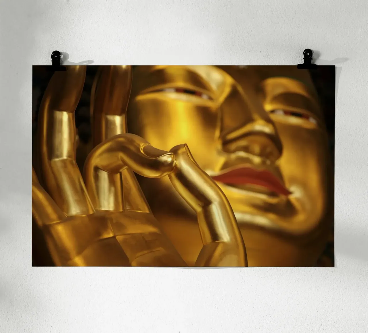 Goldener Buddha poster con telaio in alluminio da Reisefotografie - Bilder aus aller Welt