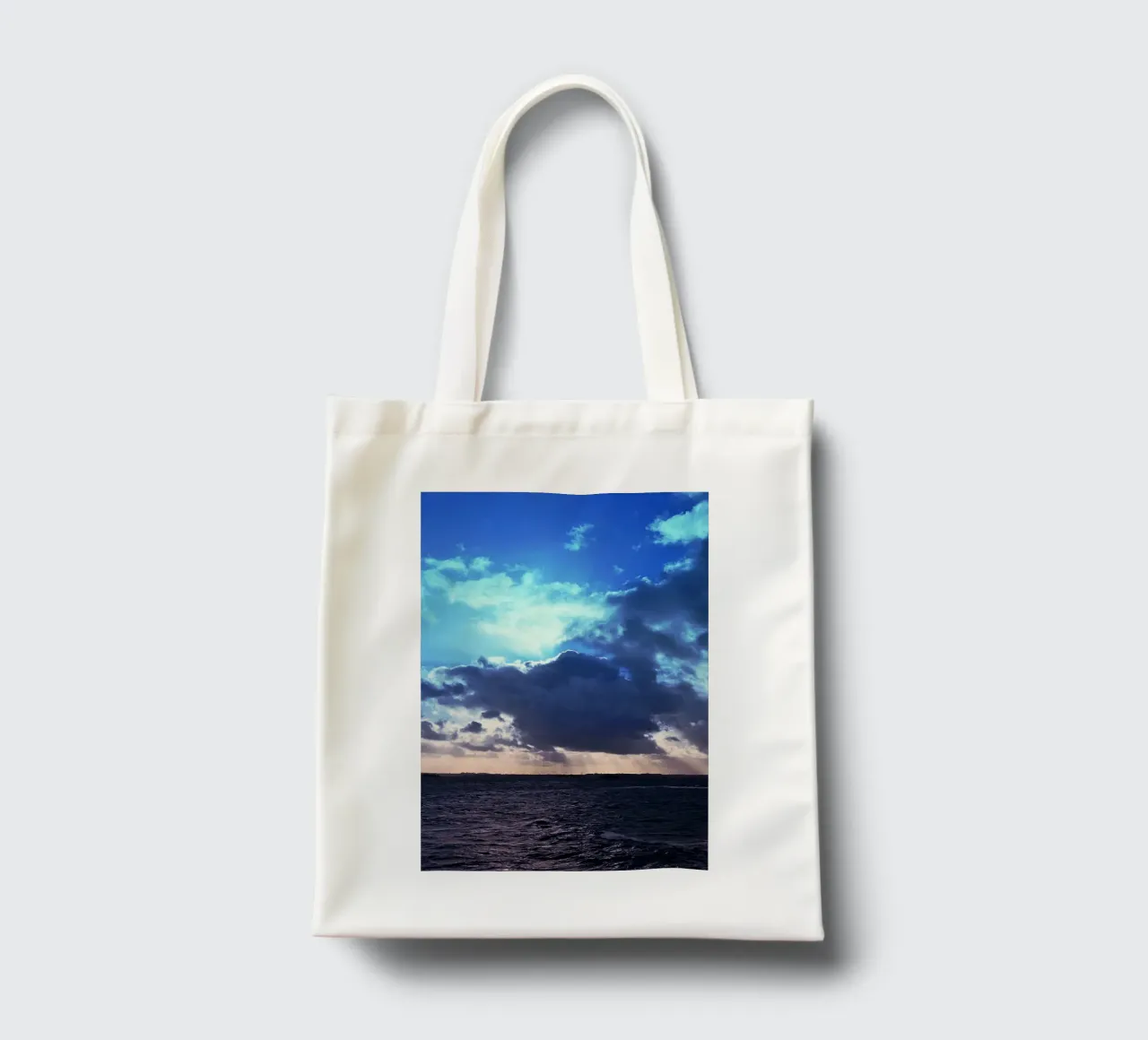 FAA198 tote bag by Thierry vobmann photography