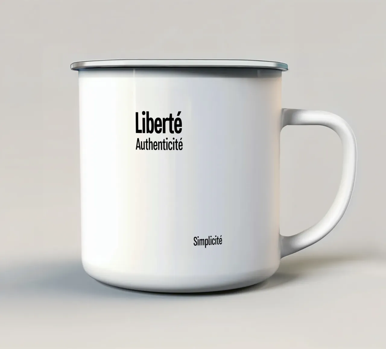 Liberte Authenticite Simplicite mug en émail de YV TYPOGRAPHY