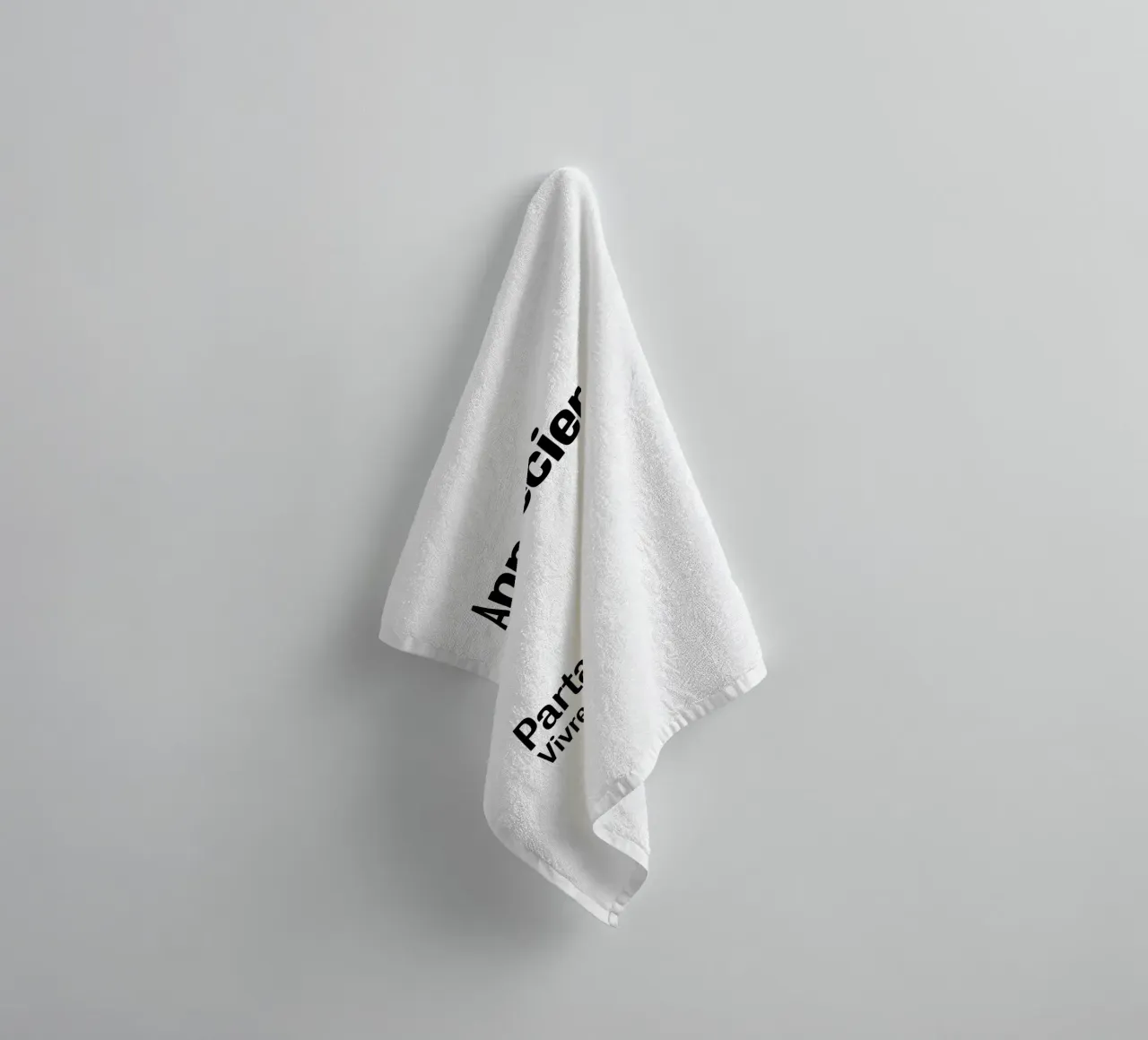 Apprezzare Condividere Vivere asciugamano da bagno da YV TYPOGRAPHY