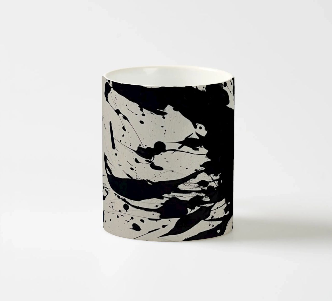 In un istante tazza in ceramica da rebeccaannemaclean