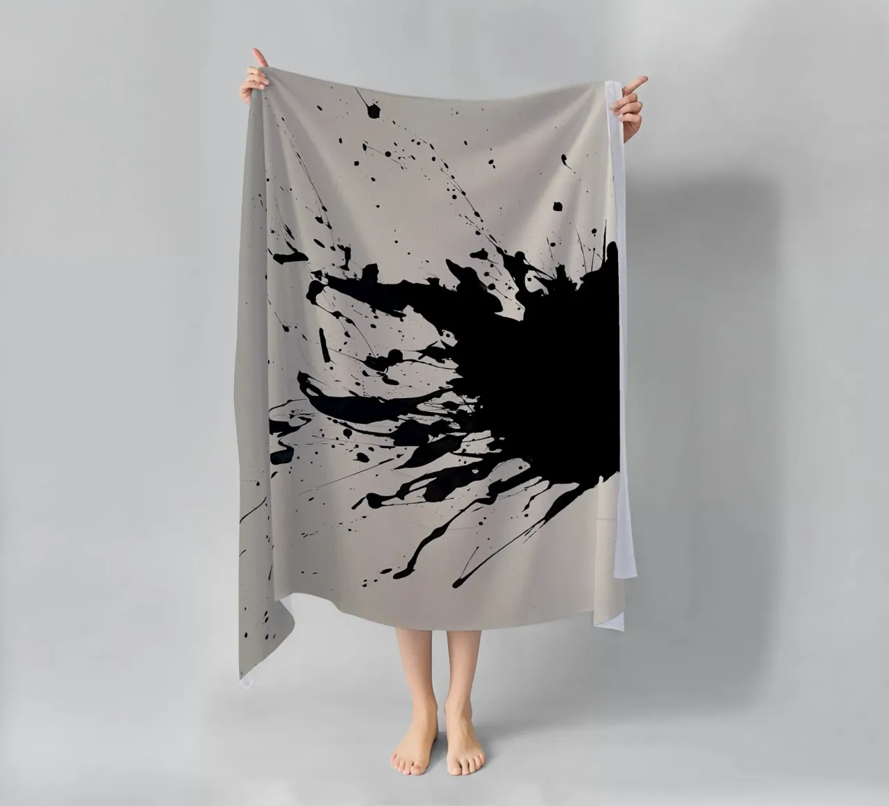 In An Instant Strandtuch von rebeccaannemaclean