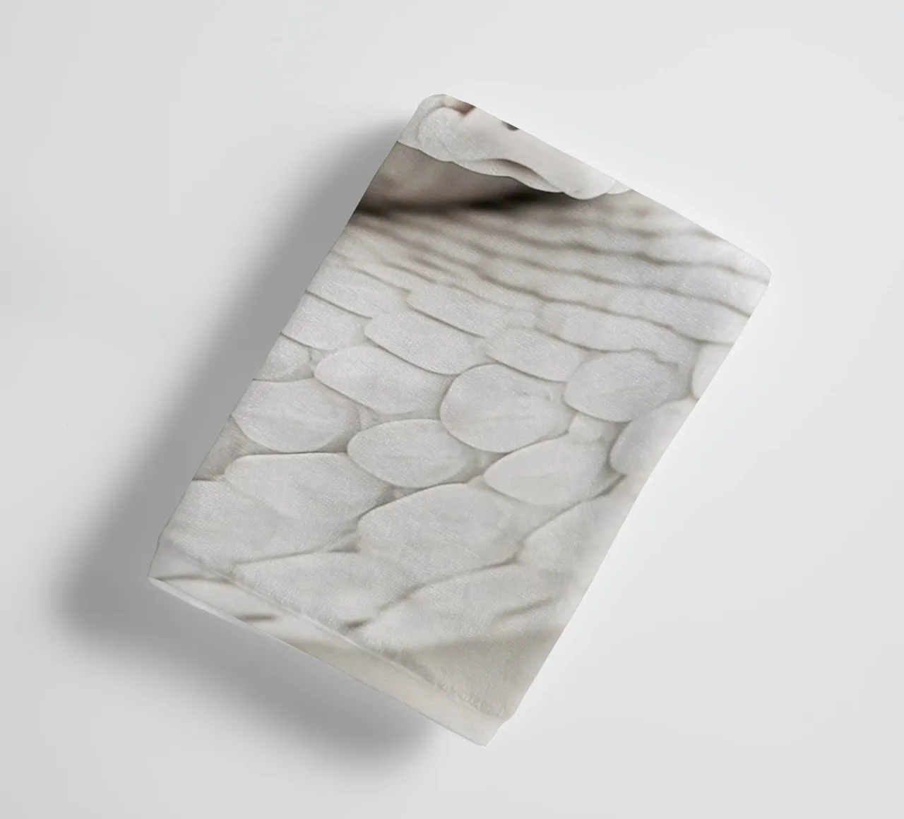 Elegante serpente bianco asciugamano da bagno da Carinaprint