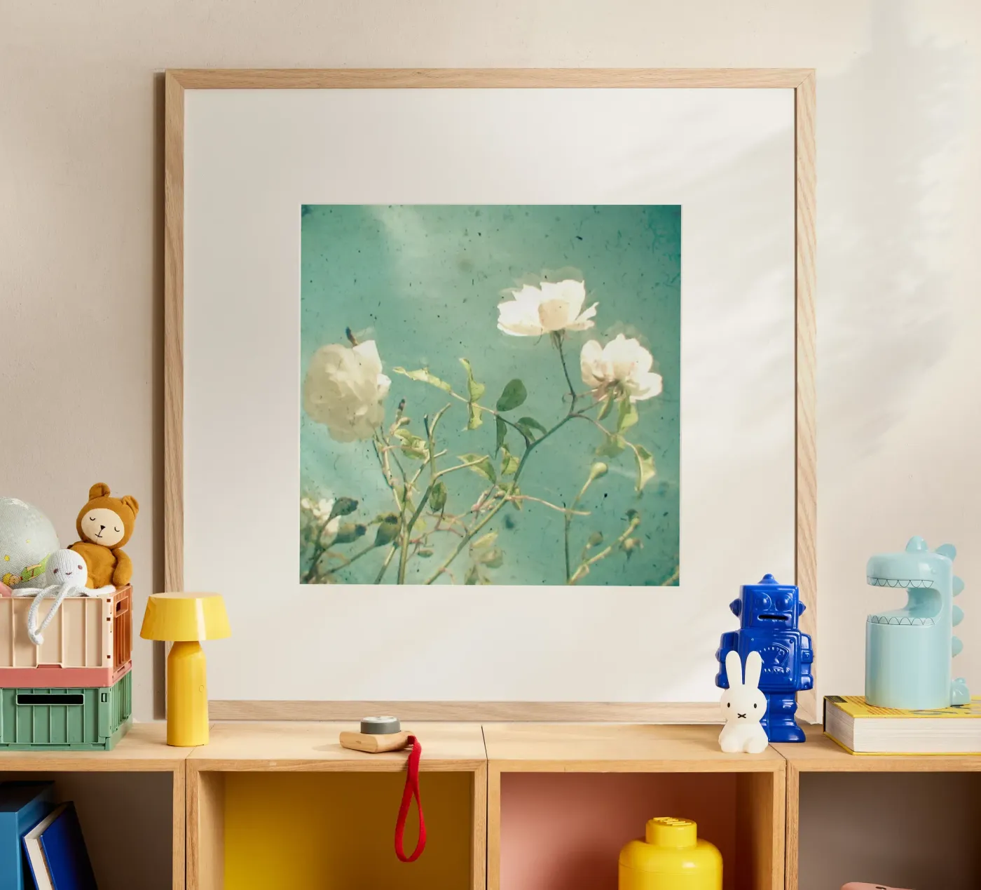 Rosa Bianca poster da Cassia Beck Photography