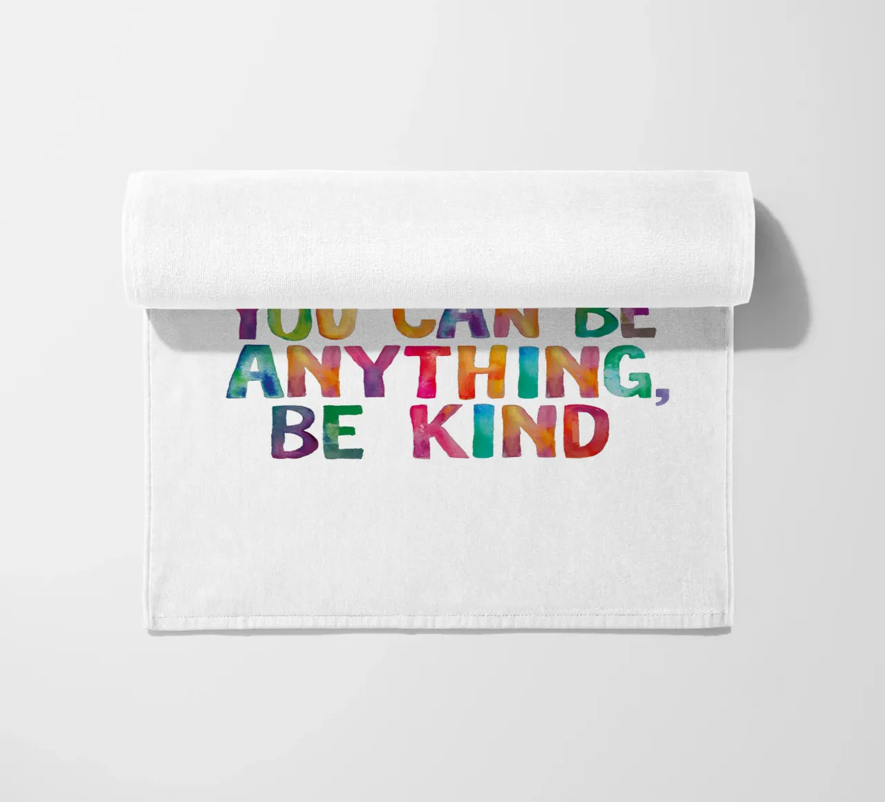 In un mondo in cui si può essere qualsiasi cosa, sii gentile Tipografia telo mare da THE MOTIVATED TYPE