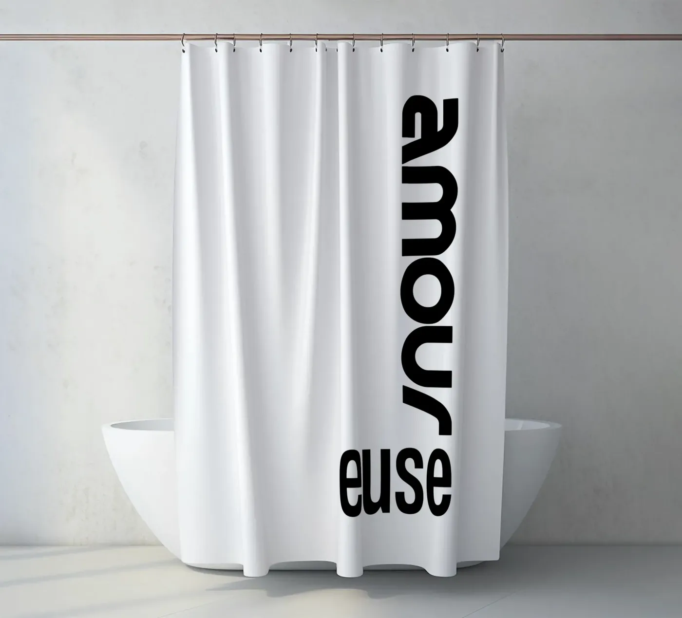 Amour Euse douchegordijn van YV TYPOGRAPHY