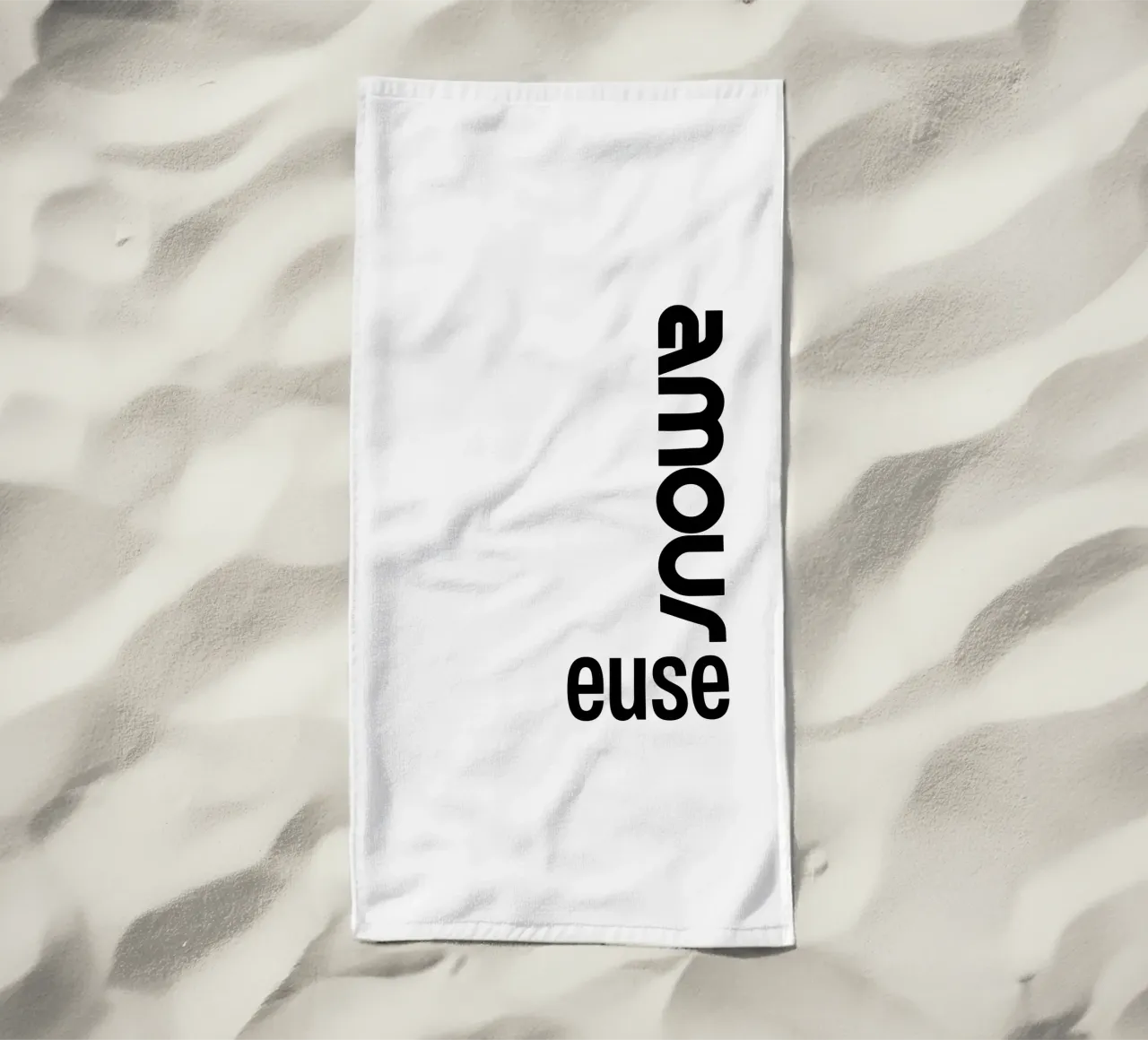 Amour Euse telo mare da YV TYPOGRAPHY