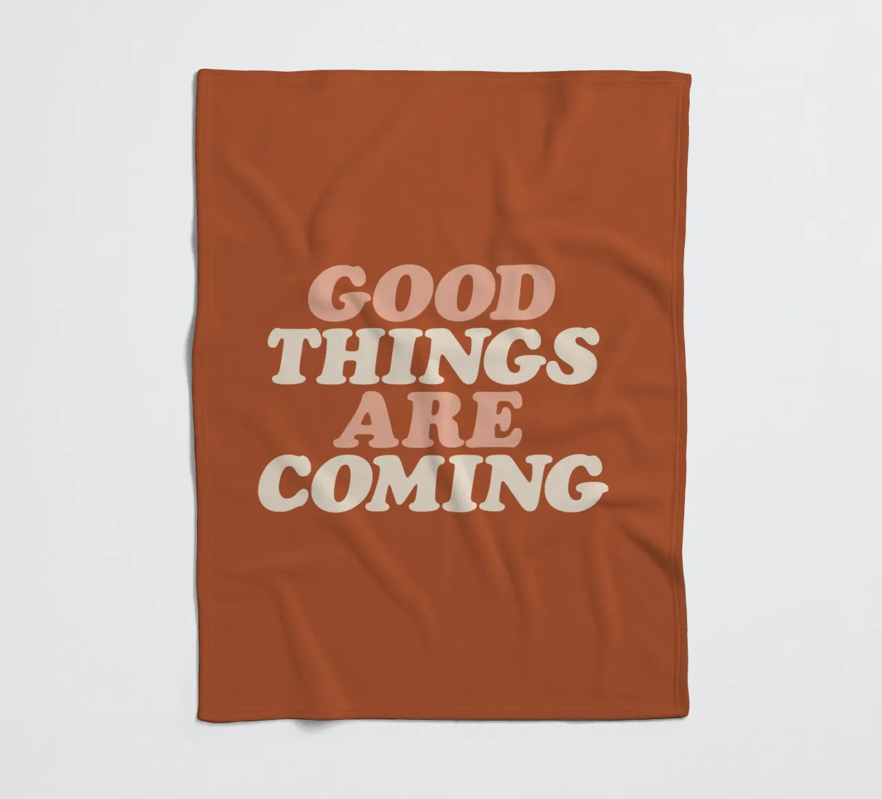 Le cose belle stanno arrivando Tipografia Design coperta in pile da THE MOTIVATED TYPE